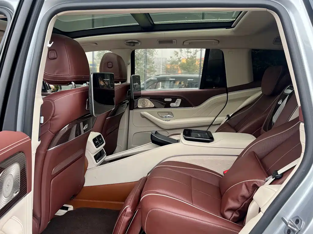 Mercedes-Benz GLS 2023 — фото 3