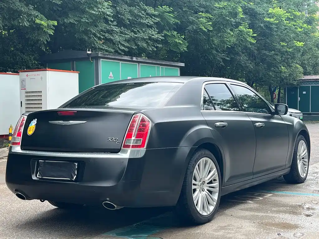 Chrysler 300C 2015 — фото 7