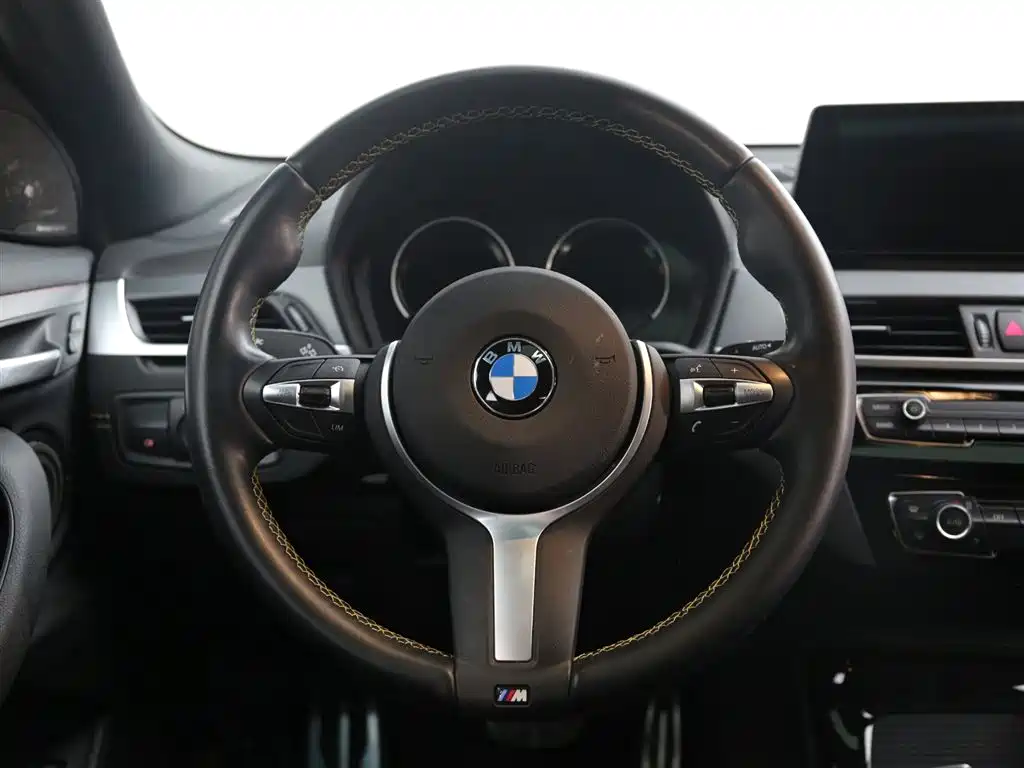 BMW X2 2023 — фото 14