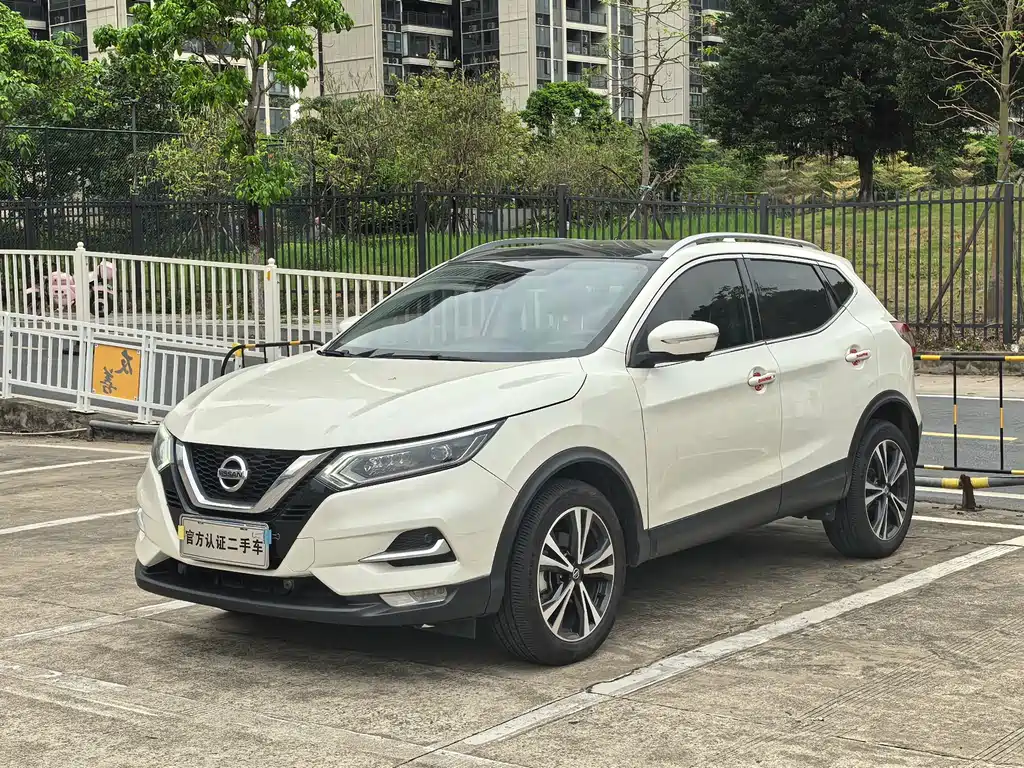 Nissan Qashqai 2023 — фото 1