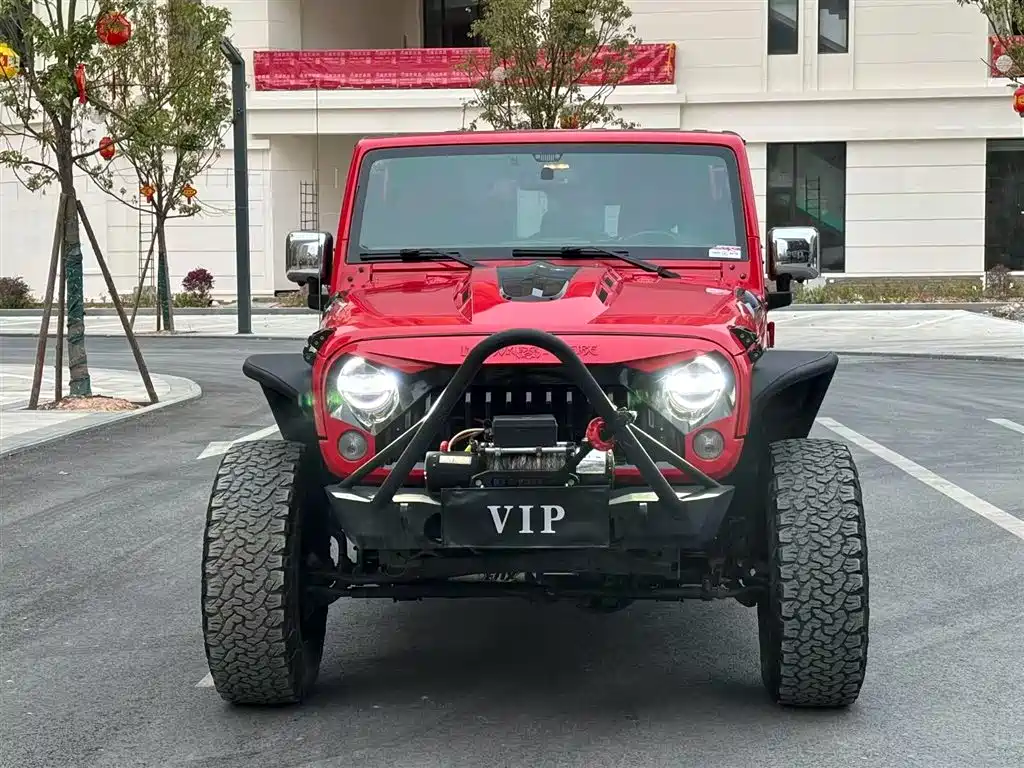 Jeep Wrangler 2017 — фото 2