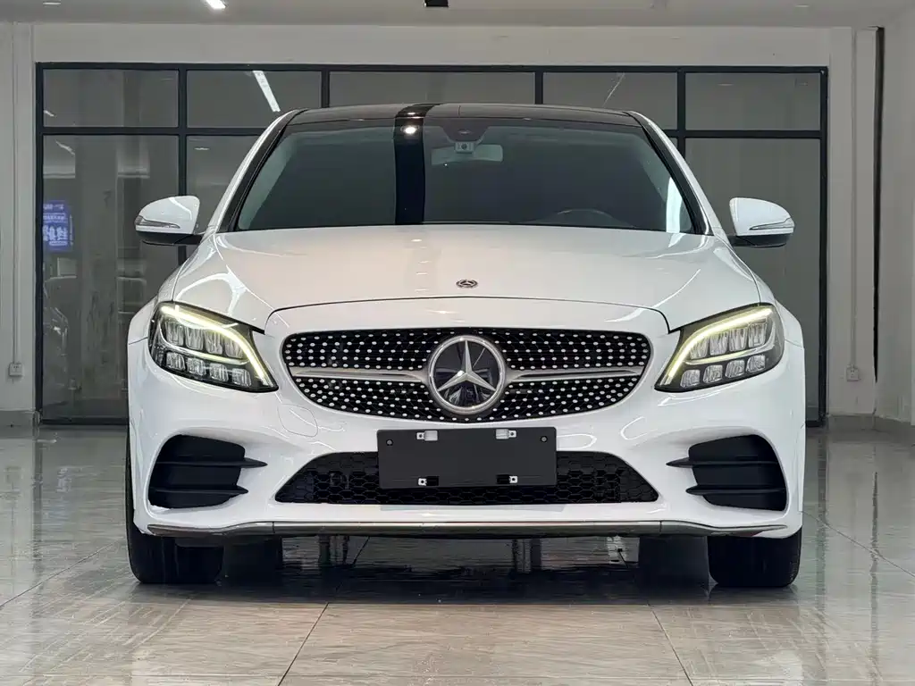 Mercedes-Benz C-Class 2019