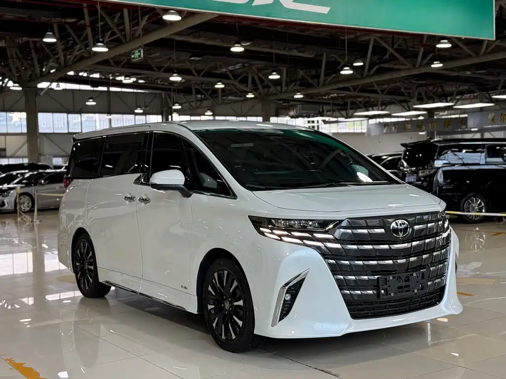 Toyota Alphard 2024