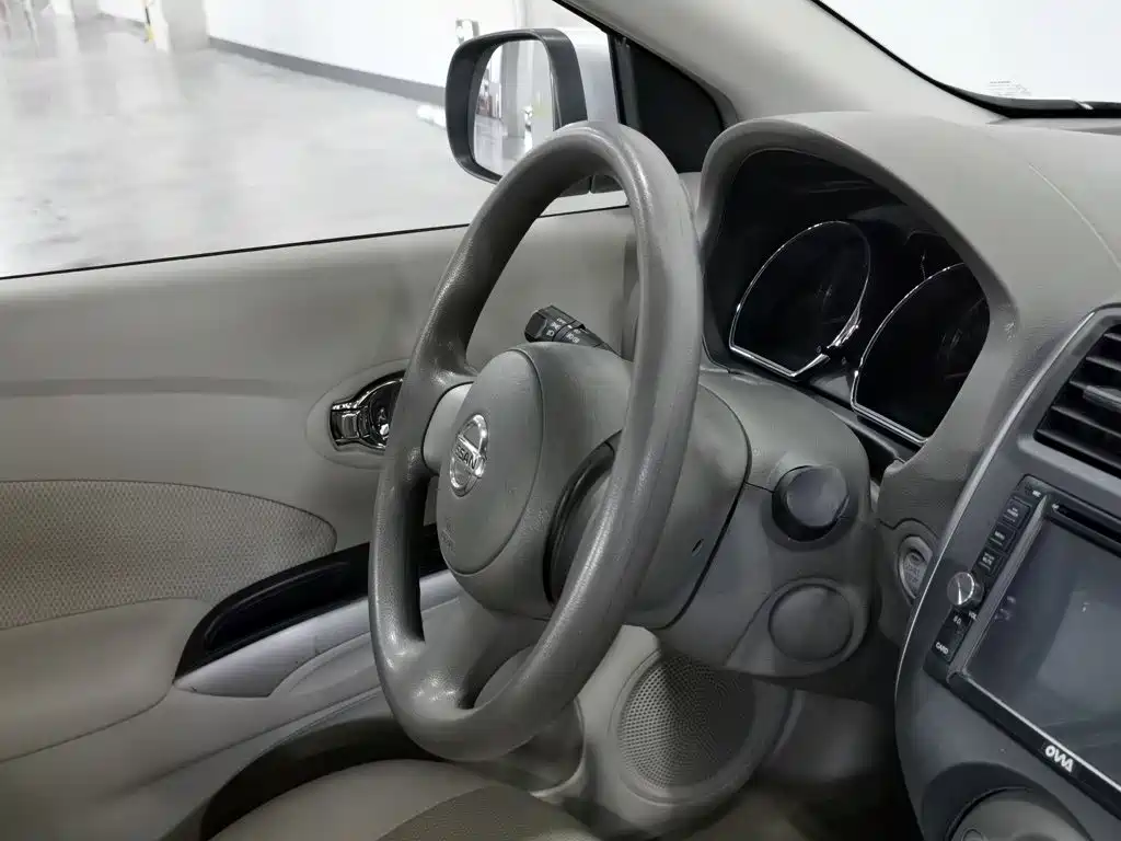 Nissan Sunny 2013 — фото 22