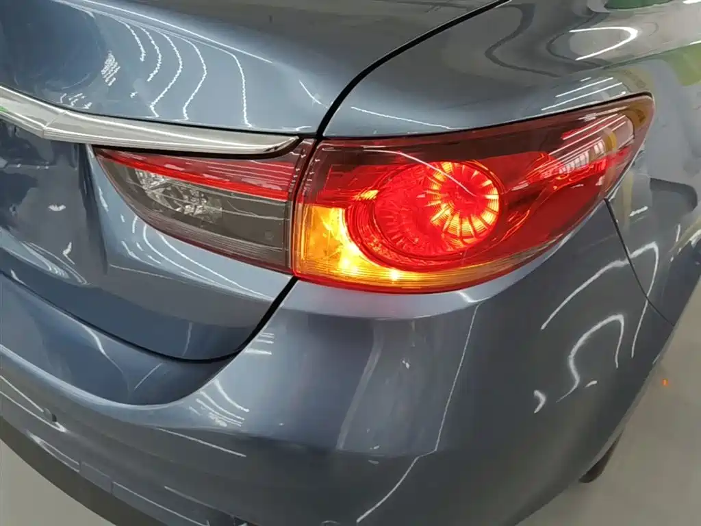Mazda Atenza 2015 — фото 8