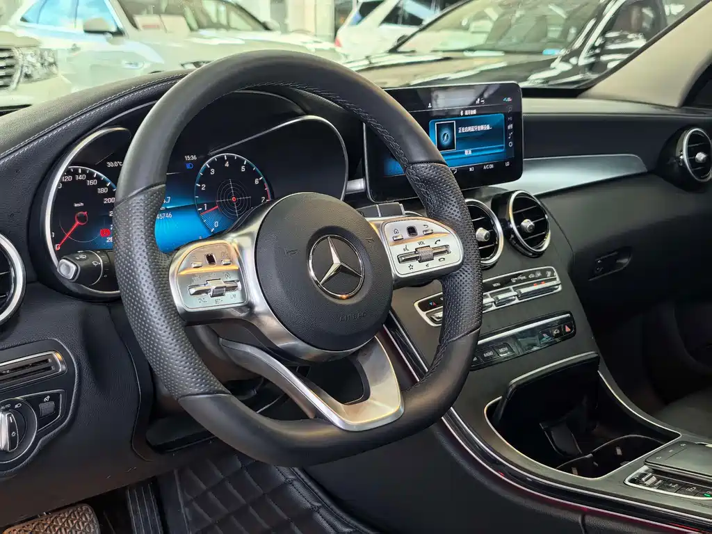 Mercedes-Benz C-Class 2022 — фото 10