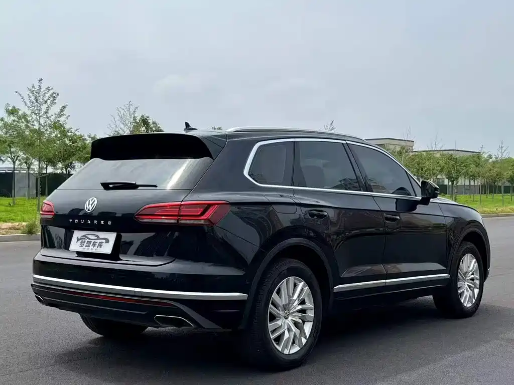 Volkswagen Touareg 2020 — фото 9