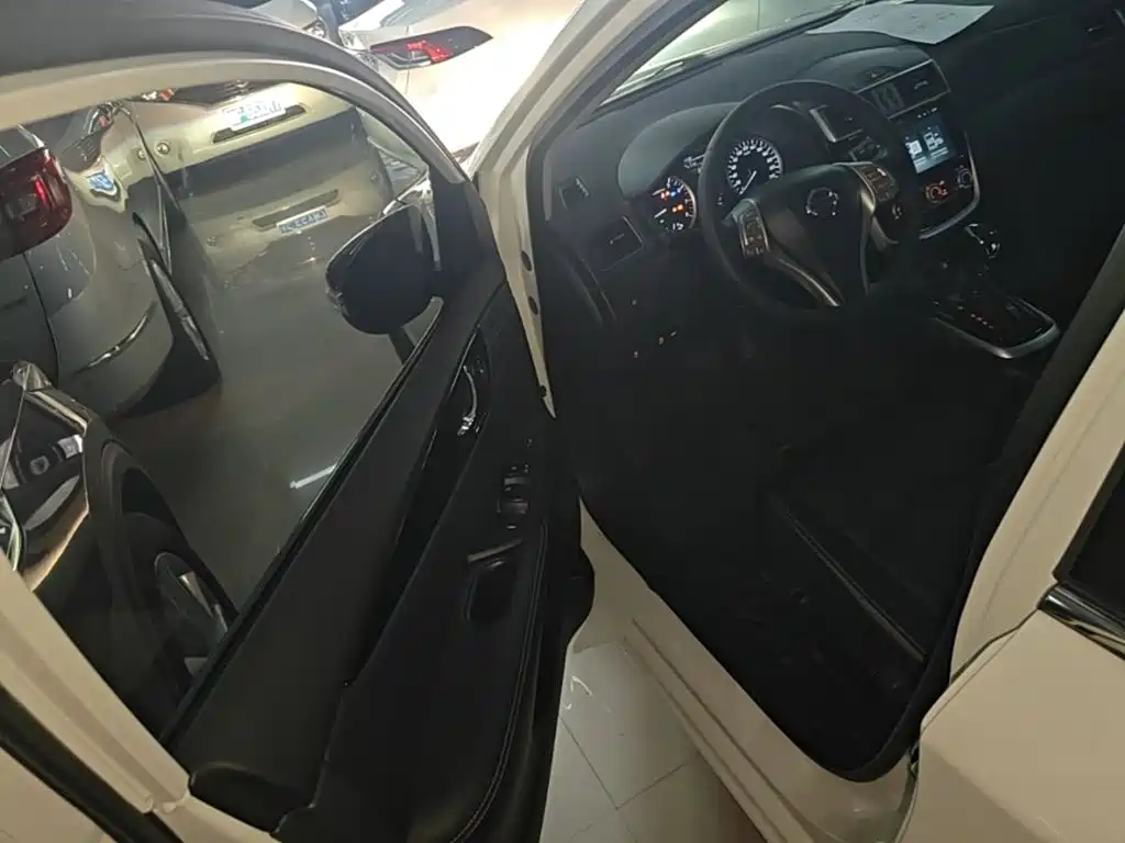Nissan Tiida 2023 — фото 16