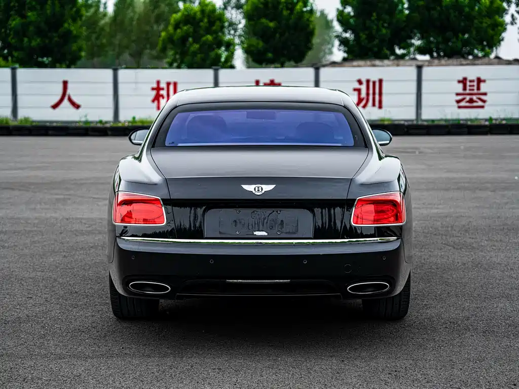 Bentley Flying Spur 2014 — фото 5