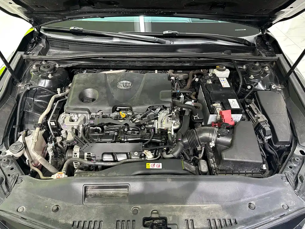 Toyota Camry 2021 — фото 16