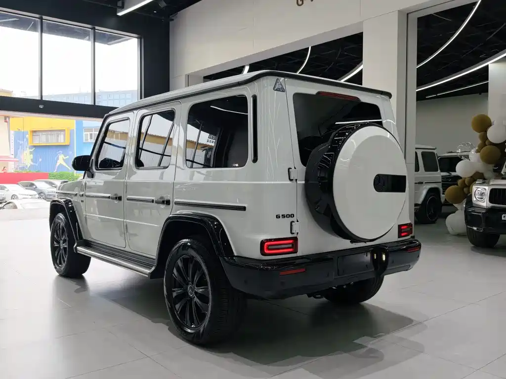 Mercedes-Benz G-Class 2023 — фото 7