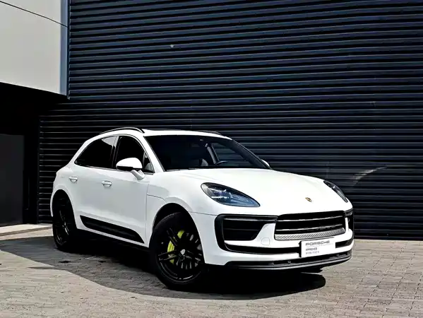 Porsche Macan 2022