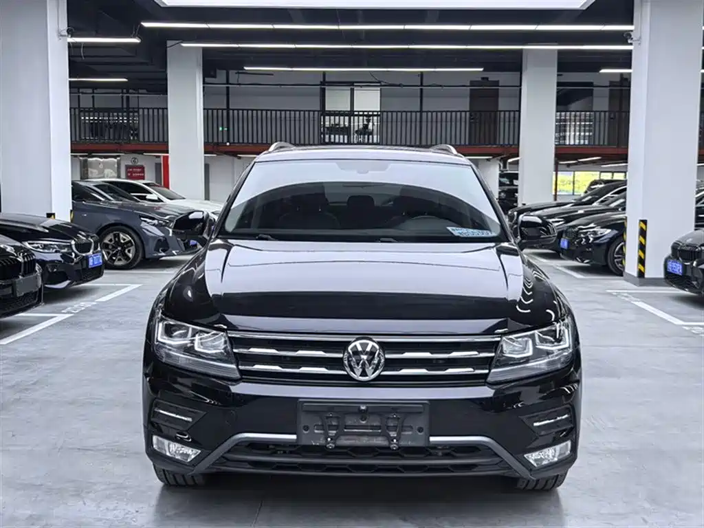 Volkswagen Tiguan L 2020 — фото 2