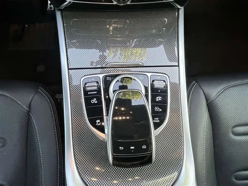Mercedes-Benz G-Class 2023 — фото 16
