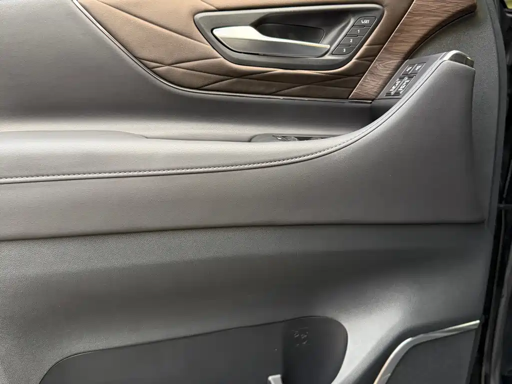 Toyota Vellfire 2024 — фото 20