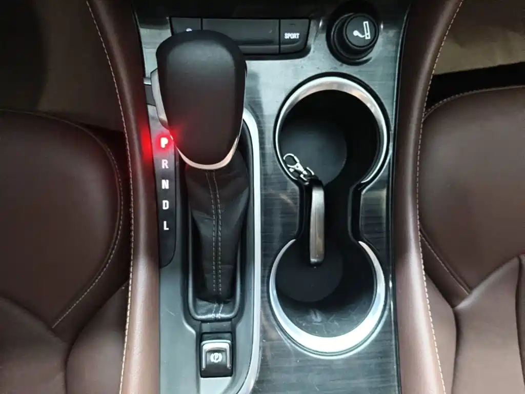 Buick Envision Plus 2020 — фото 14