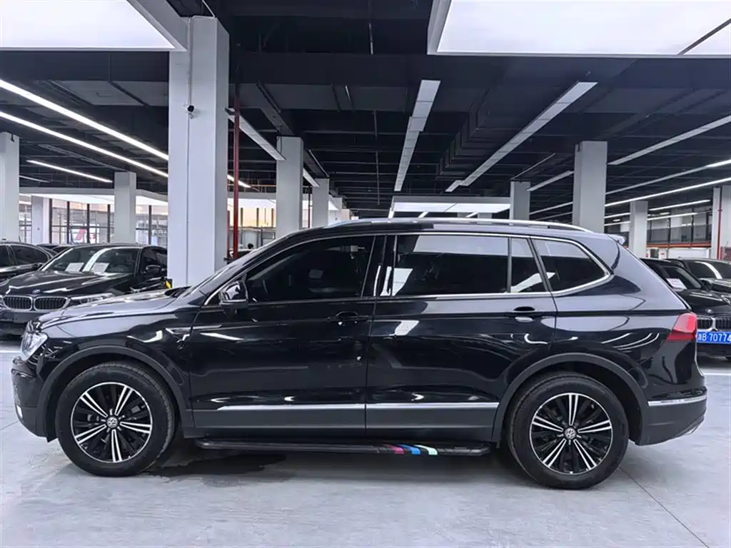 Volkswagen Tiguan L 2020 — фото 4