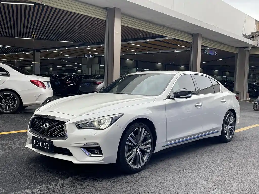 Infiniti Q50L 2023