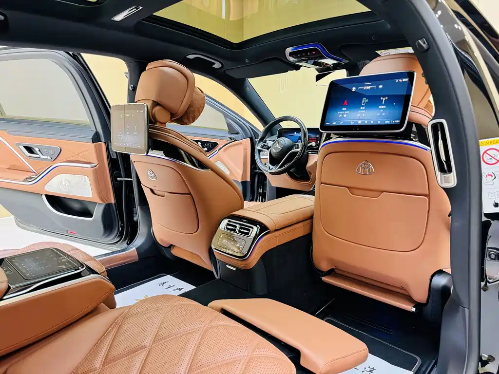 Mercedes-Benz S-Class 2024 — фото 16
