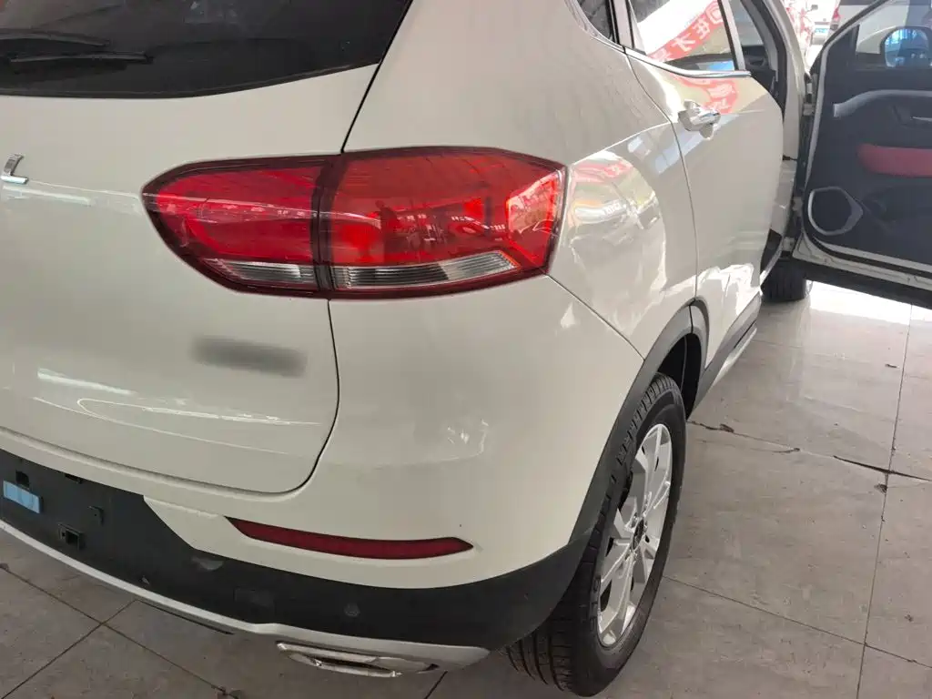 Haval H2s 2017 — фото 24