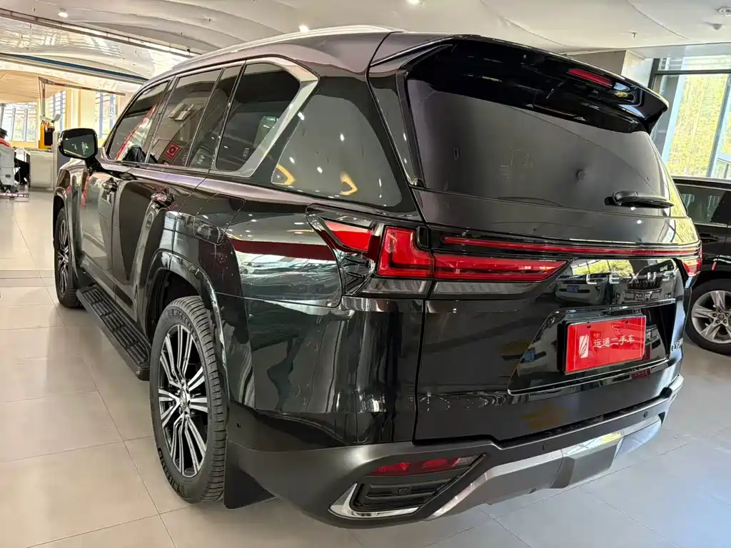Lexus LX 2025 — фото 27