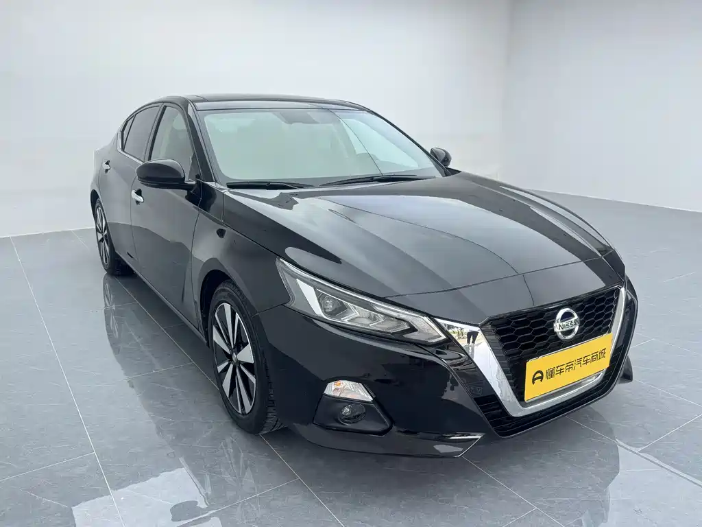 Nissan Teana 2023