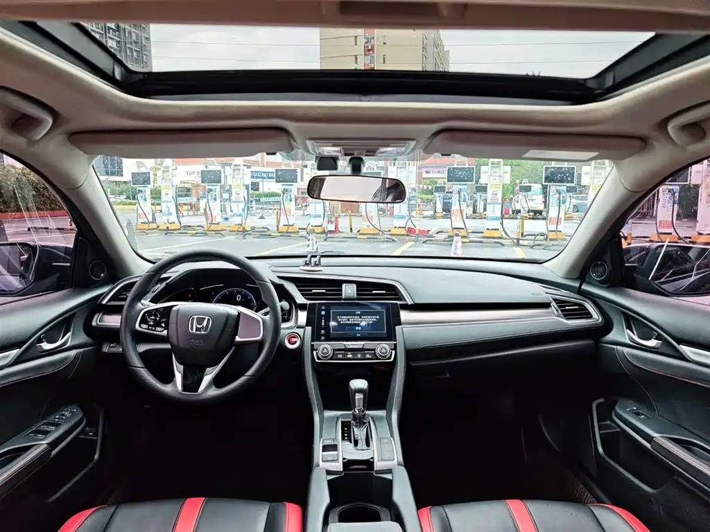 Honda Civic 2021 — фото 19