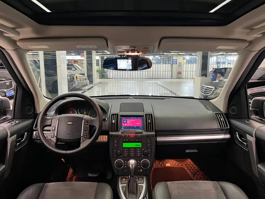 Land Rover Freelander 2 2010 — фото 13
