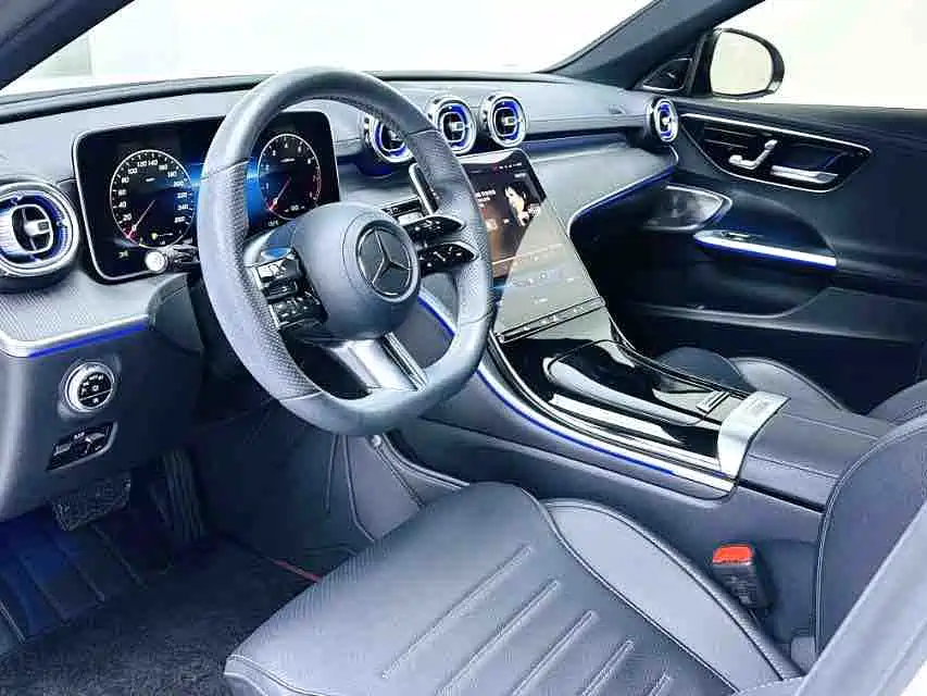 Mercedes-Benz C-Class 2022
