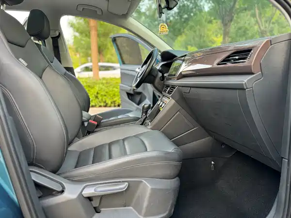 Volkswagen Tharu 2019