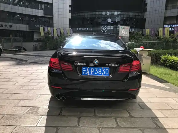 BMW 5 Series 2012