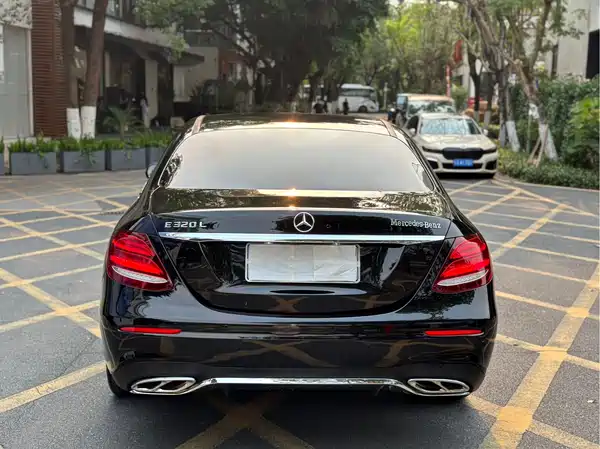 Mercedes-Benz E-Class 2017