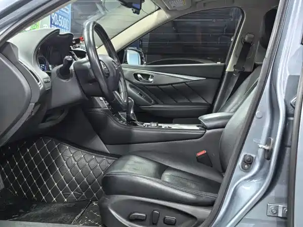 Infiniti Q50L 2016