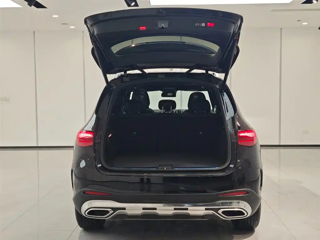 Mercedes-Benz GLC 2025 — фото 17