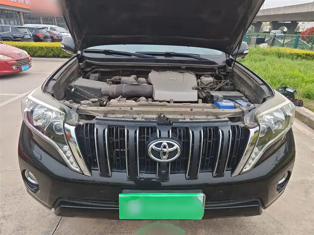 Toyota Prado 2016 — фото 16
