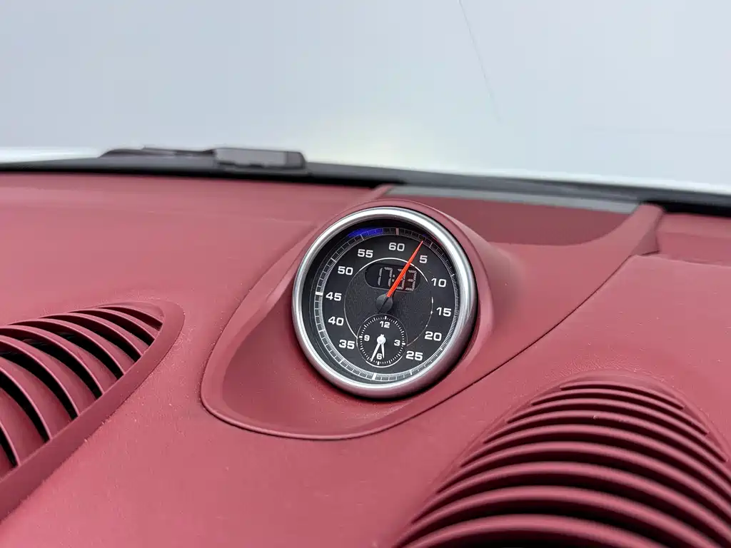 Porsche 718 2024 — фото 11