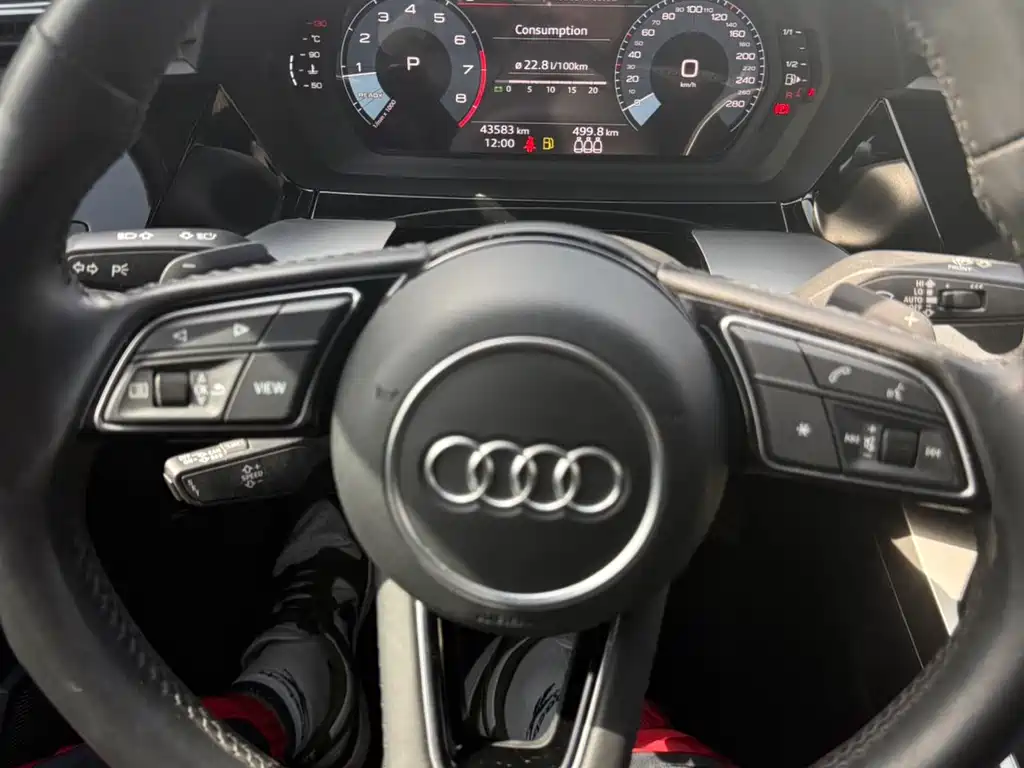 Audi A3 2021 — фото 15
