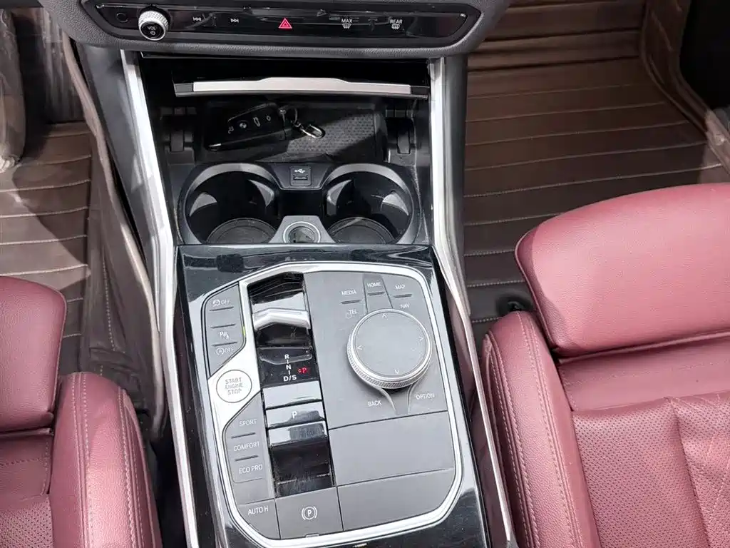 BMW 3 Series 2023 — фото 13