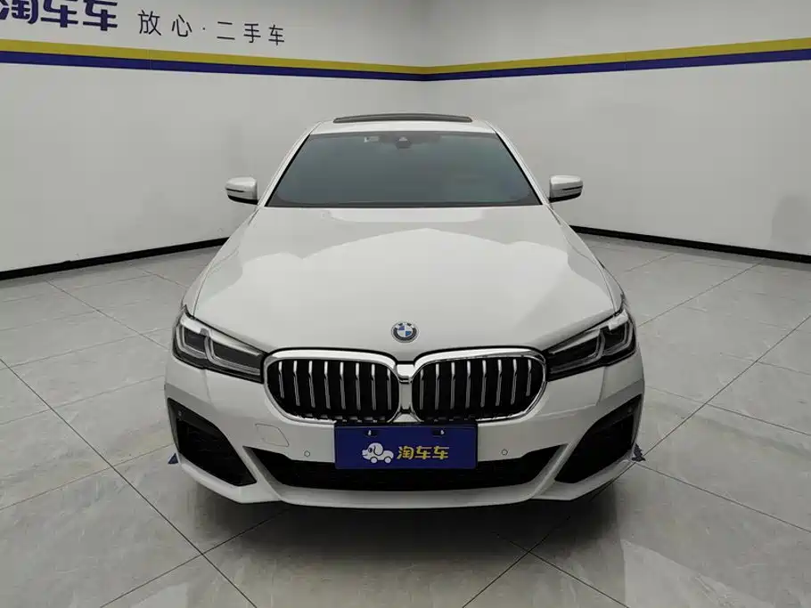 BMW 5 Series 2023