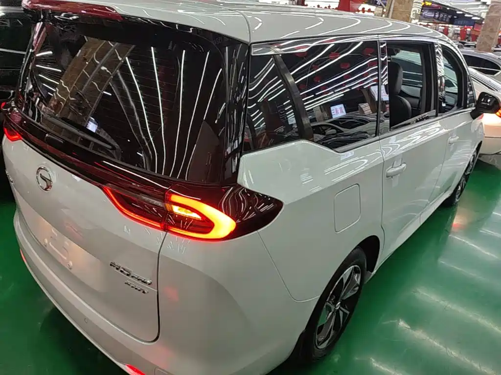 GAC Motor Trumpchi M6 2023 — фото 7