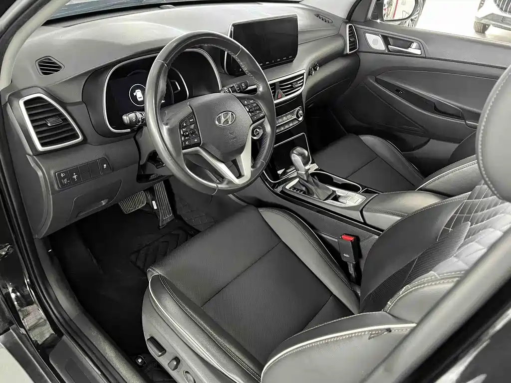 Hyundai Tucson 2019 — фото 9