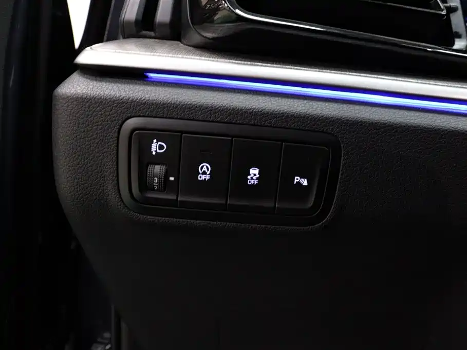 Hyundai Custo 2023 — фото 23