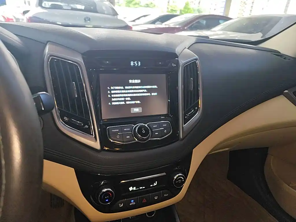 Changan Eado 2017 — фото 13