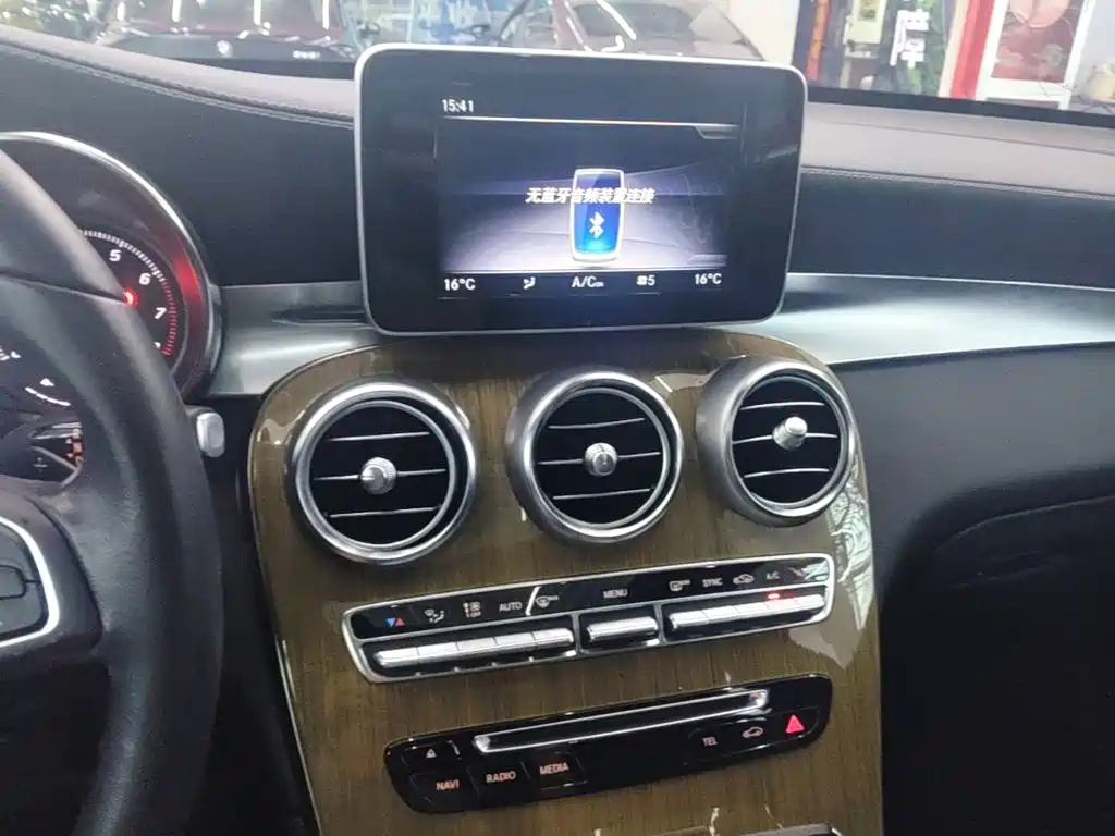 Mercedes-Benz GLC Coupe 2018 — фото 9