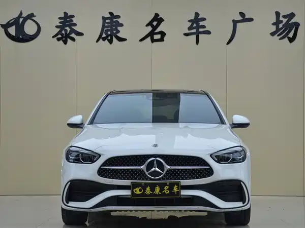 Mercedes-Benz C-Class 2024