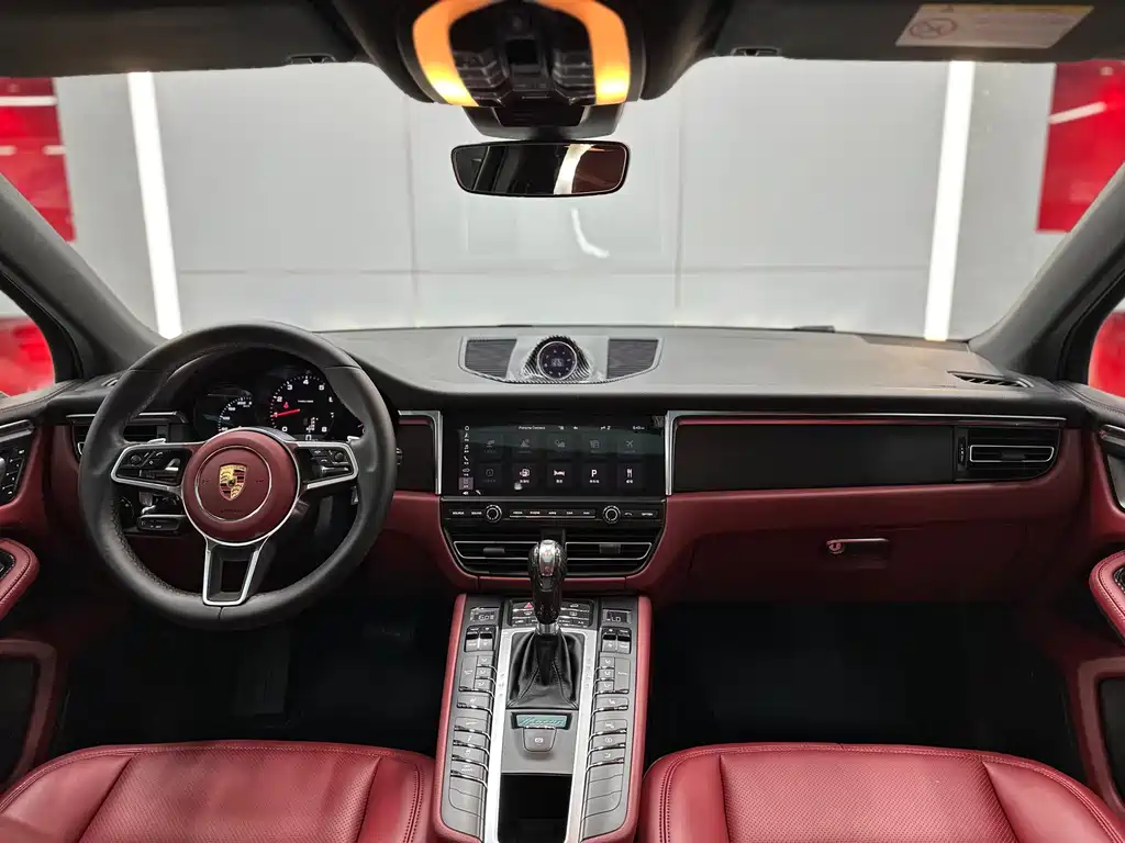 Porsche Macan 2020 — фото 13