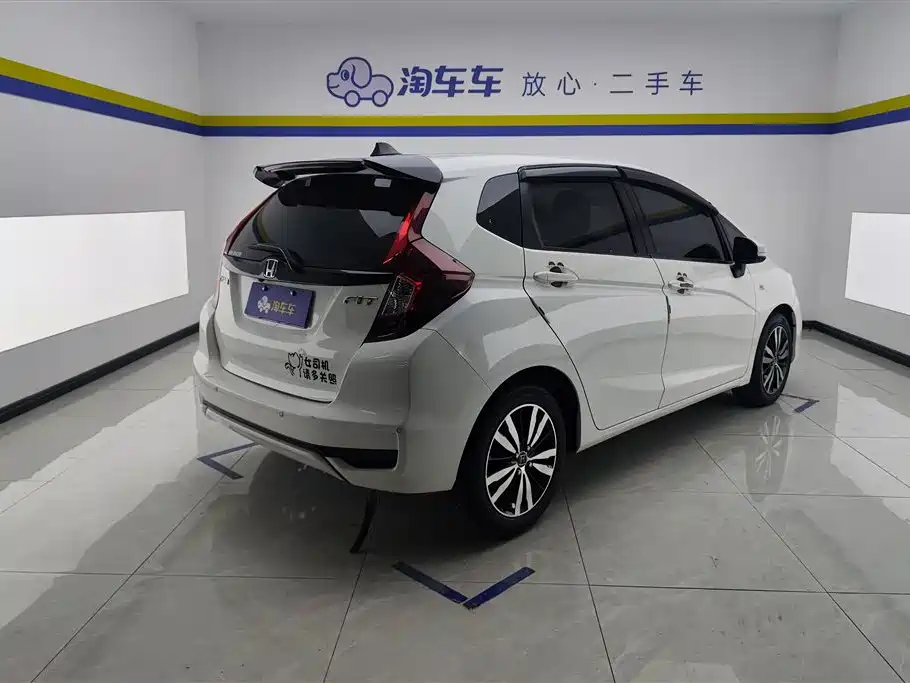 Honda Fit 2019 — фото 3