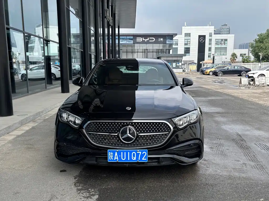 Mercedes-Benz E-Class 2024
