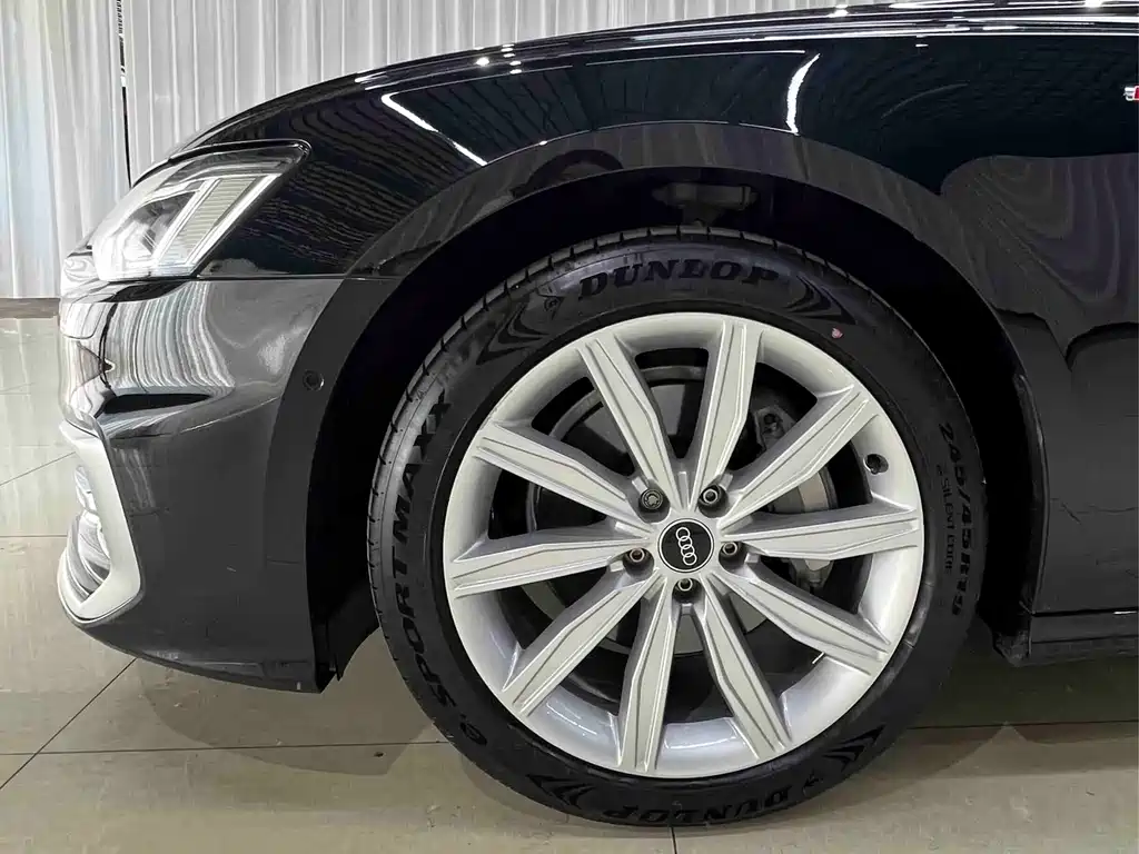 Audi A6L 2023 — фото 22