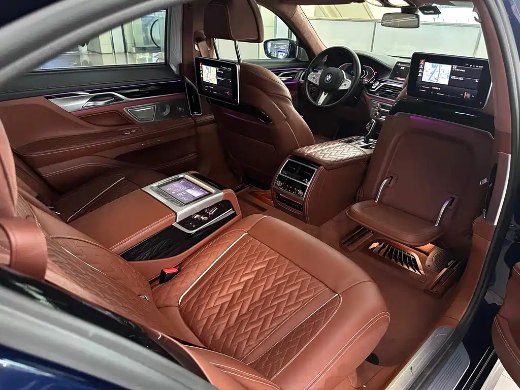 BMW 7 Series 2022 — фото 15